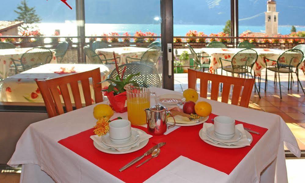 Hotel Europa Limone sul Garda Esterno foto